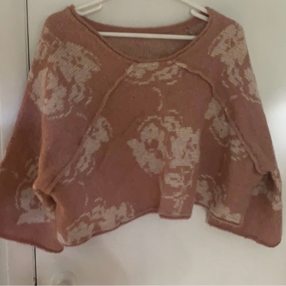 Free people floral cropped sweater